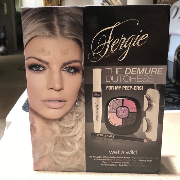 wet n wild Other - New Fergie Wet n Wild Eye Make Up Kit